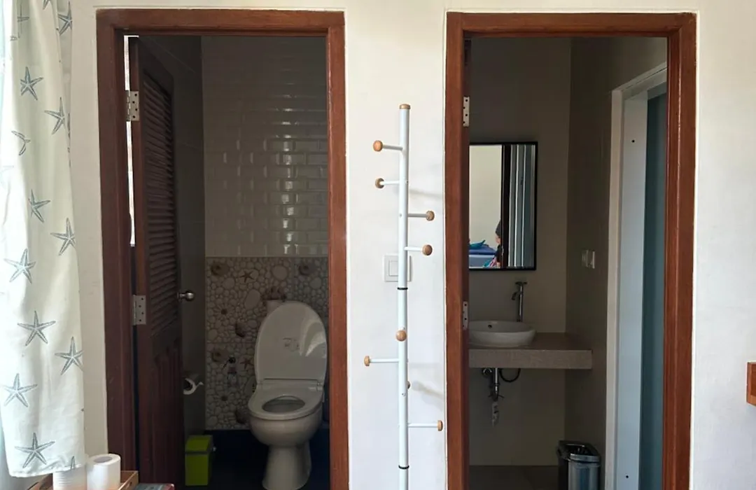 Beach Hut Hostel-1