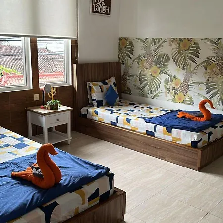 Beach Hut Hostel-3